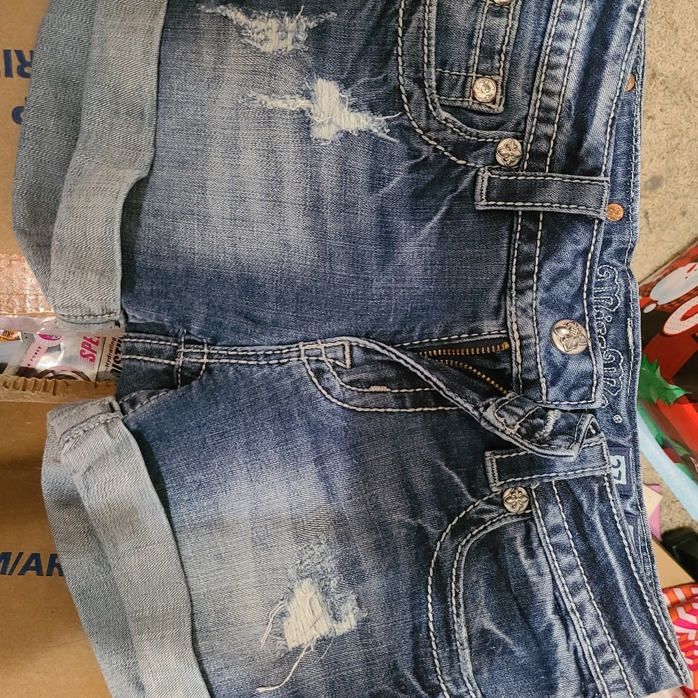 Miss Me Size 27 shorts